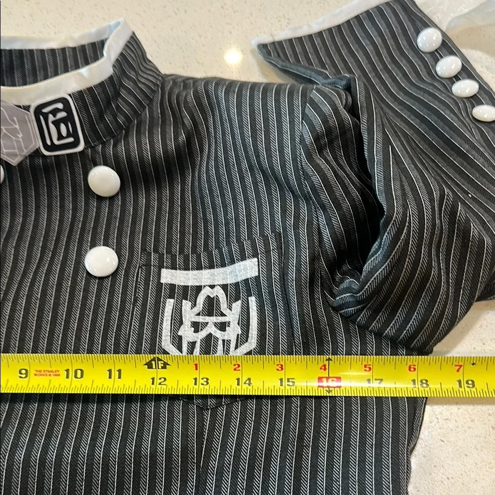 ANIME  BLAZER . BLACK & WHITE STRIPED FINE QUALITY FABRIC EUC